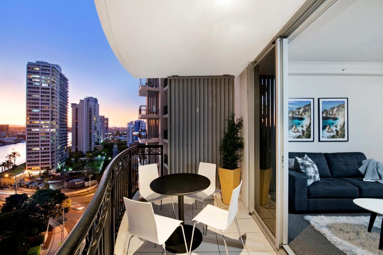 Chevron Renaissance - Self Contained & Privately Managed Apartments ゴールドコースト エクステリア 写真