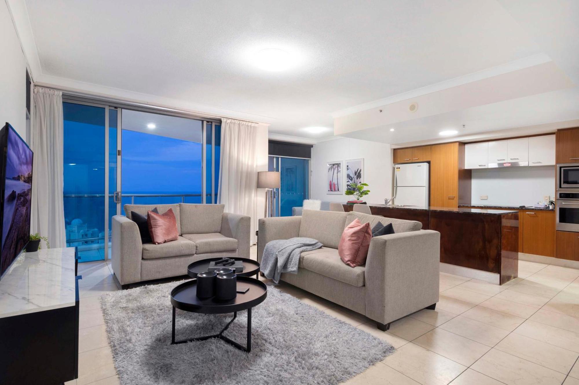 Chevron Renaissance - Self Contained & Privately Managed Apartments ゴールドコースト エクステリア 写真
