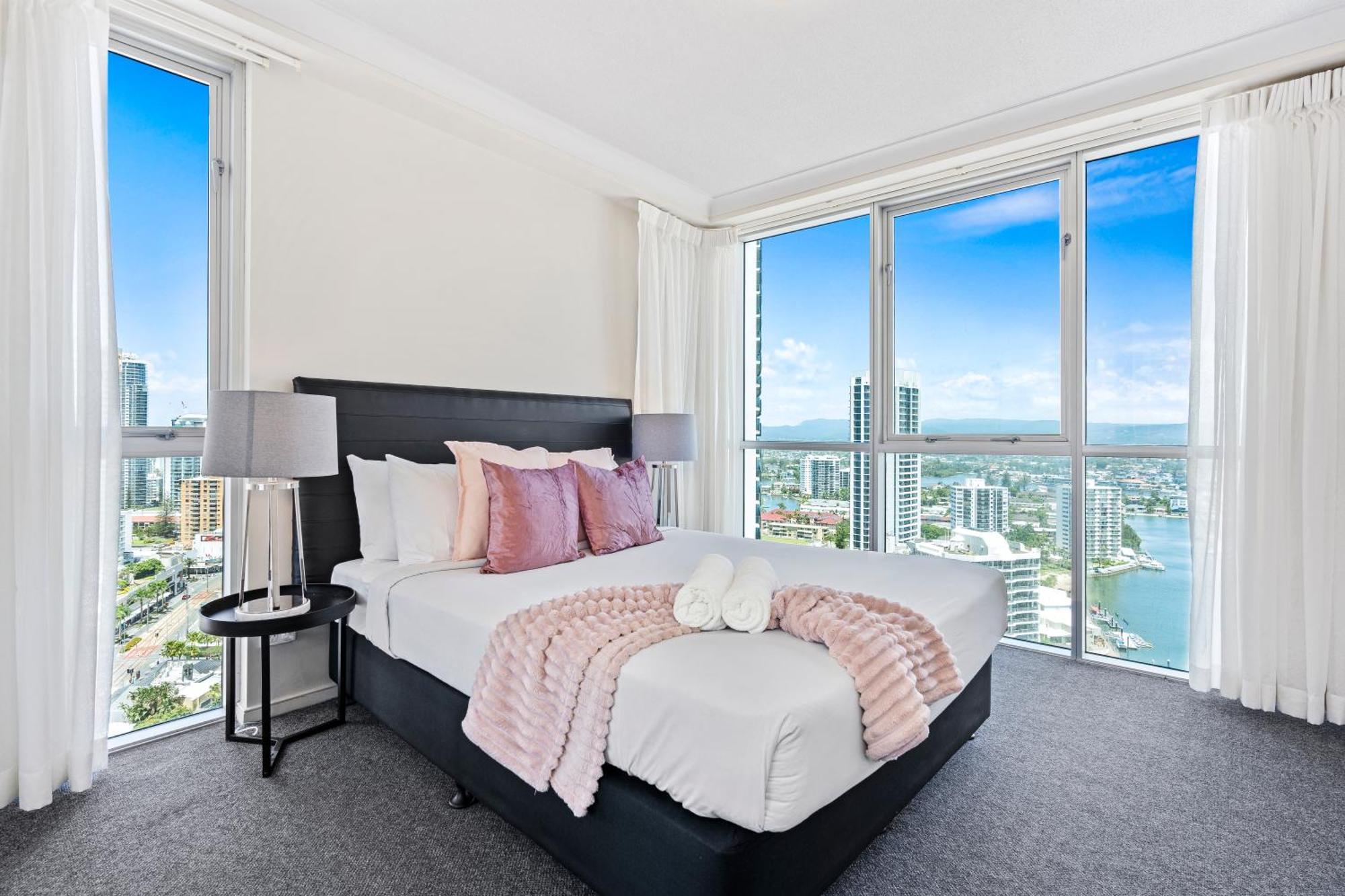 Chevron Renaissance - Self Contained & Privately Managed Apartments ゴールドコースト エクステリア 写真