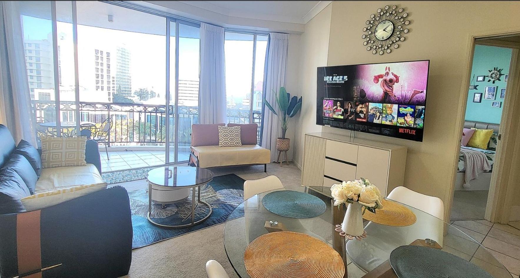 Chevron Renaissance - Self Contained & Privately Managed Apartments ゴールドコースト エクステリア 写真